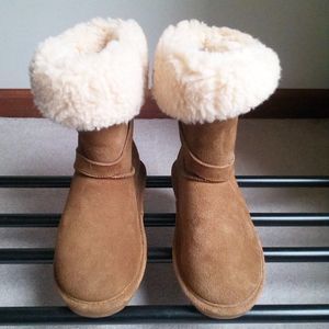 BEARPAW Women's Tatum Boots - BRAND NEW